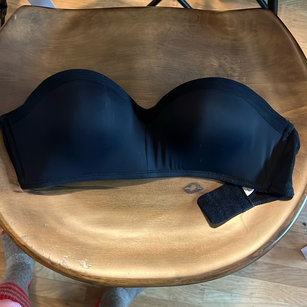 Lively 32C Black strapless bra